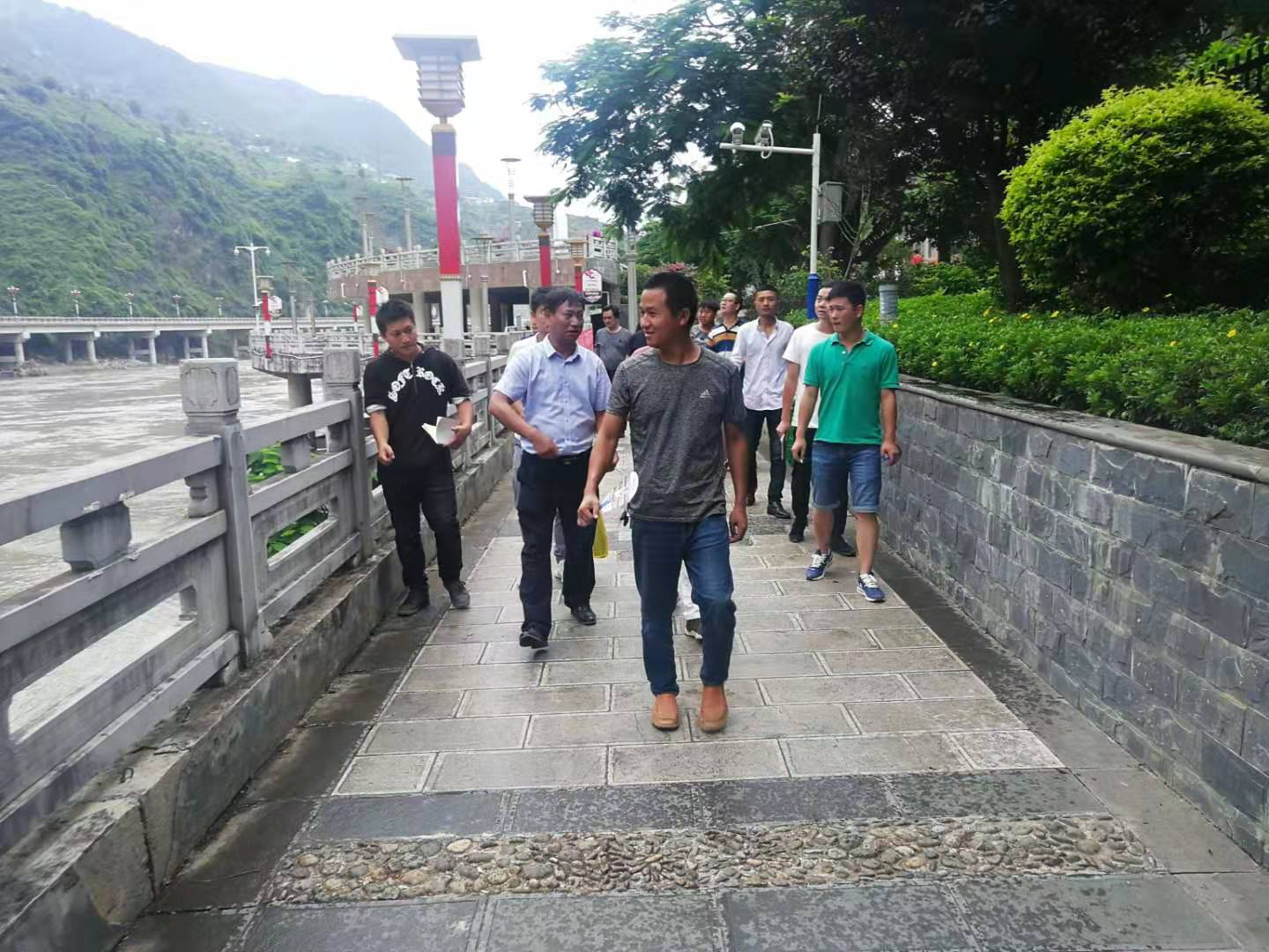 瀘水市賴茂新區(qū)市政道路景觀提升改造建設(shè)項(xiàng)目預(yù)驗(yàn)收